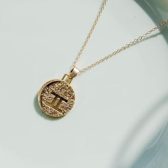 Jewelry - ♊️Boho “Gemini” Coin Choker Necklace